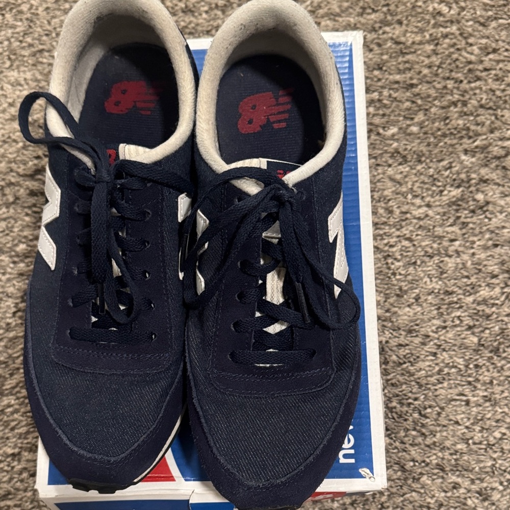 New Balance Women’s Dark Blue and White Sneakers